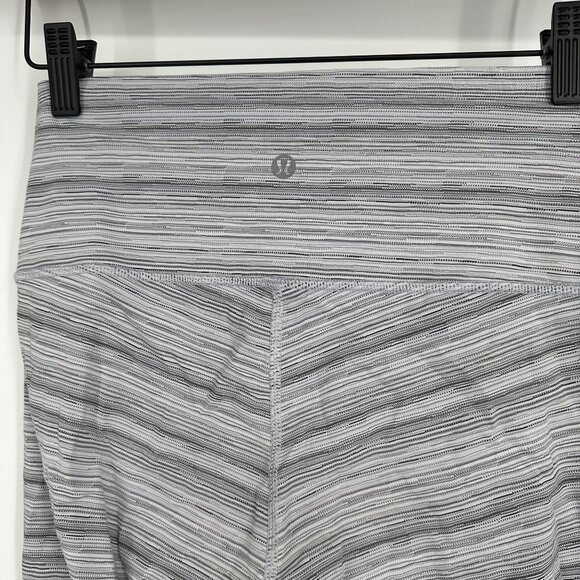 Lululemon High Times Pant-Cyber Stripe White Silver Fox Size 6 - Picture 6 of 6